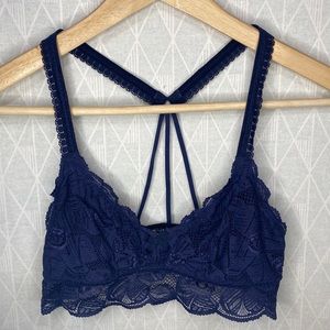 2/$30 Aerie Embroidery Lace Triangle Bralette